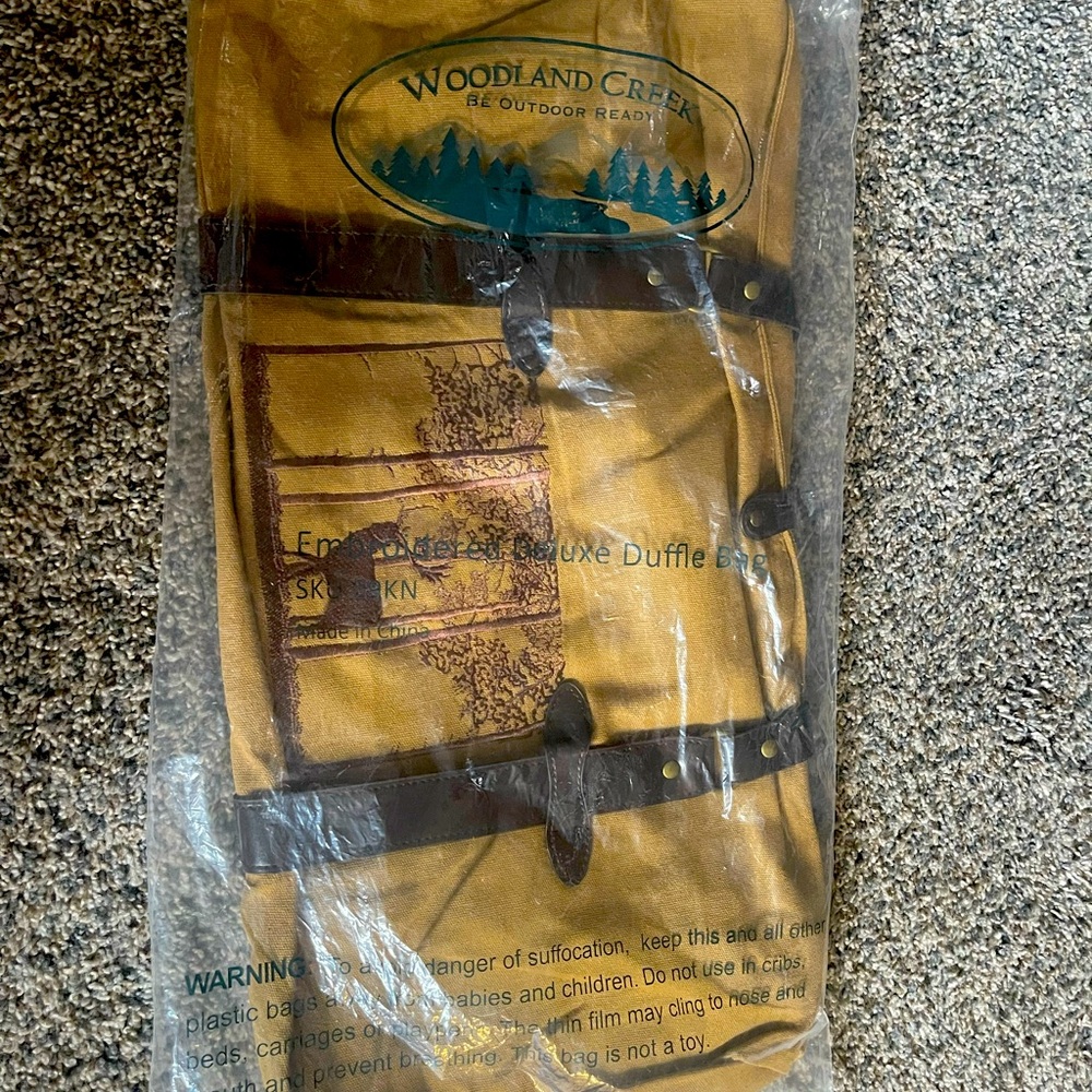 Woodland Creek Deluxe Duffle Bag